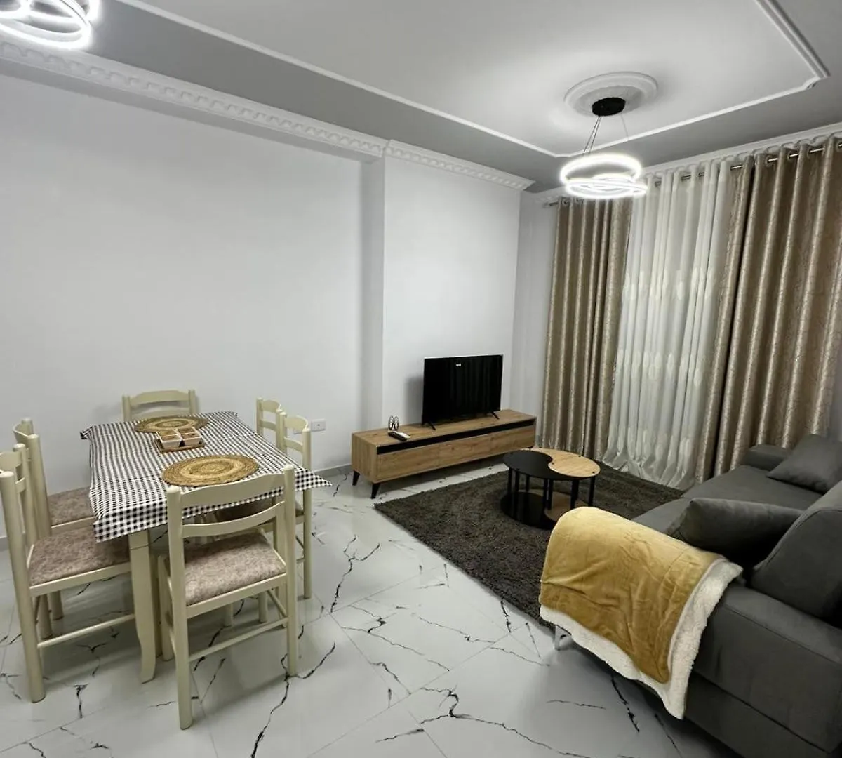 Golden Bliss Apartment 2 Tirana